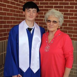 Meet your Posher, Skylar